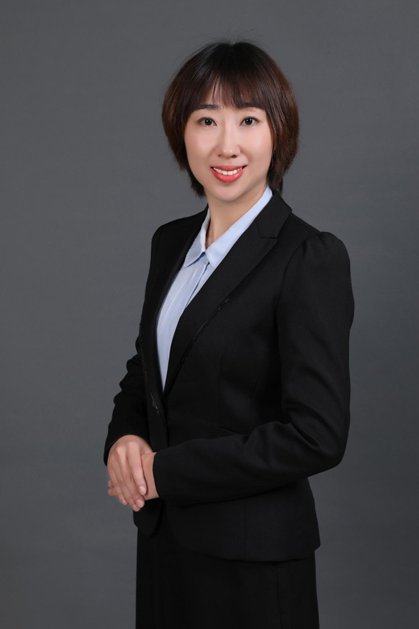 李嫣 